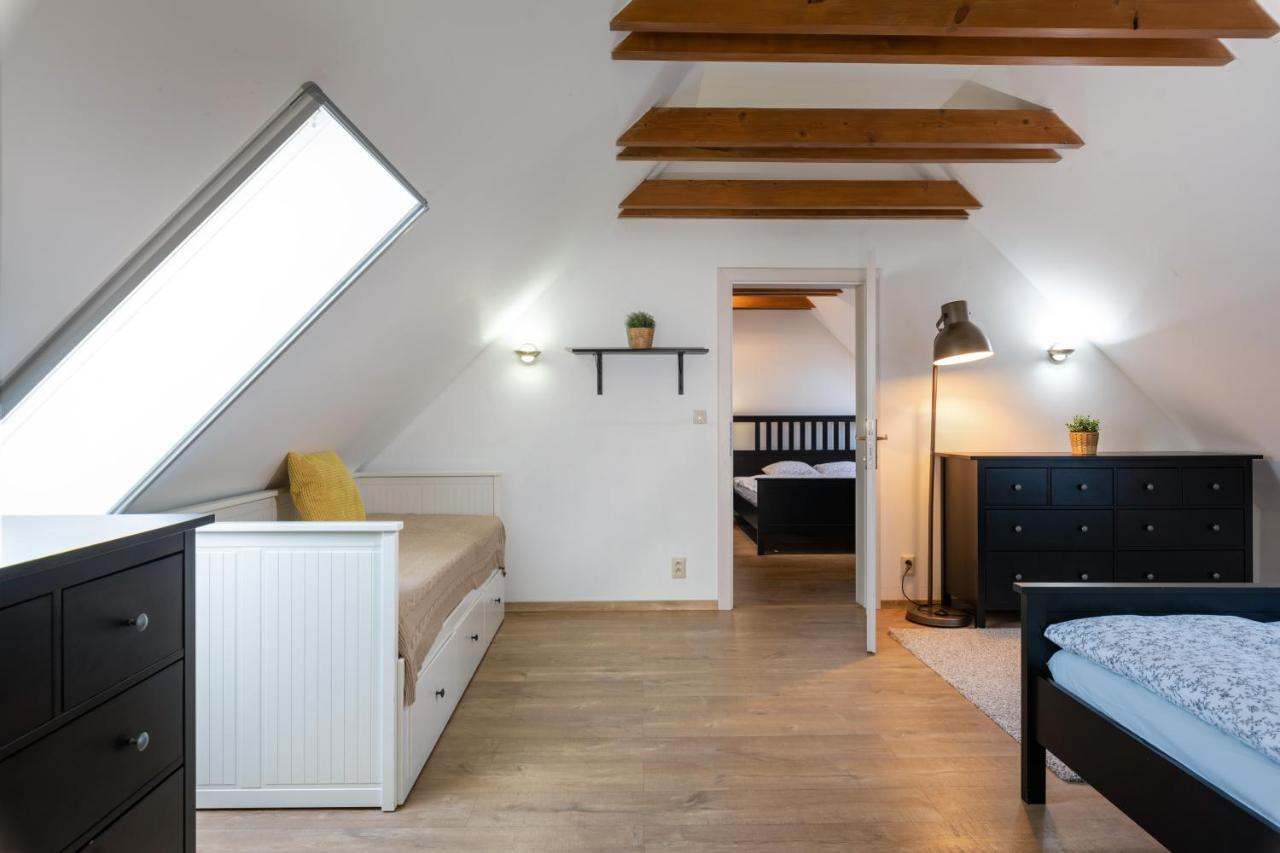 Apartamento Farmaobeckov Sk Exterior foto